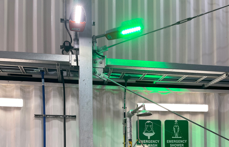 Mako Green Eyewash LED Img